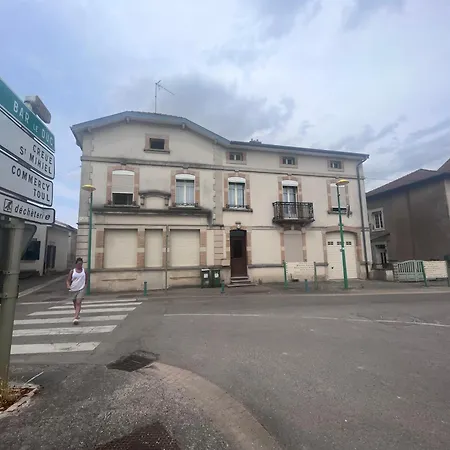 3 Premier Etage A 5 Mn Du De La Madine Et Chambley